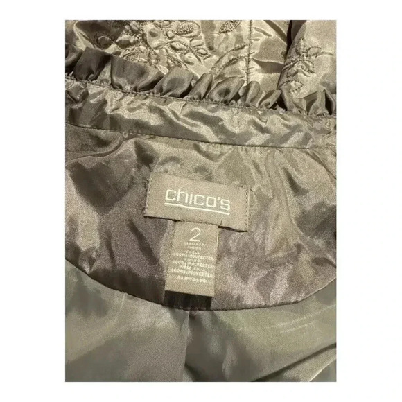 Chico’s Women’s Size 2 (Large) Quilted Embroidered Floral Snap Closure Jacket - Picture 4 of 4
